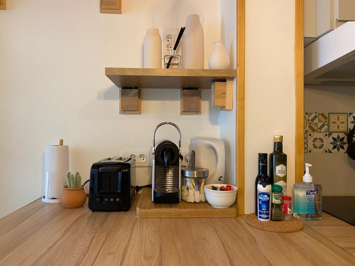 Proche De La Vieille Ville Et Des Plages, Et Parking Gratuit ! 昂蒂布 外观 照片