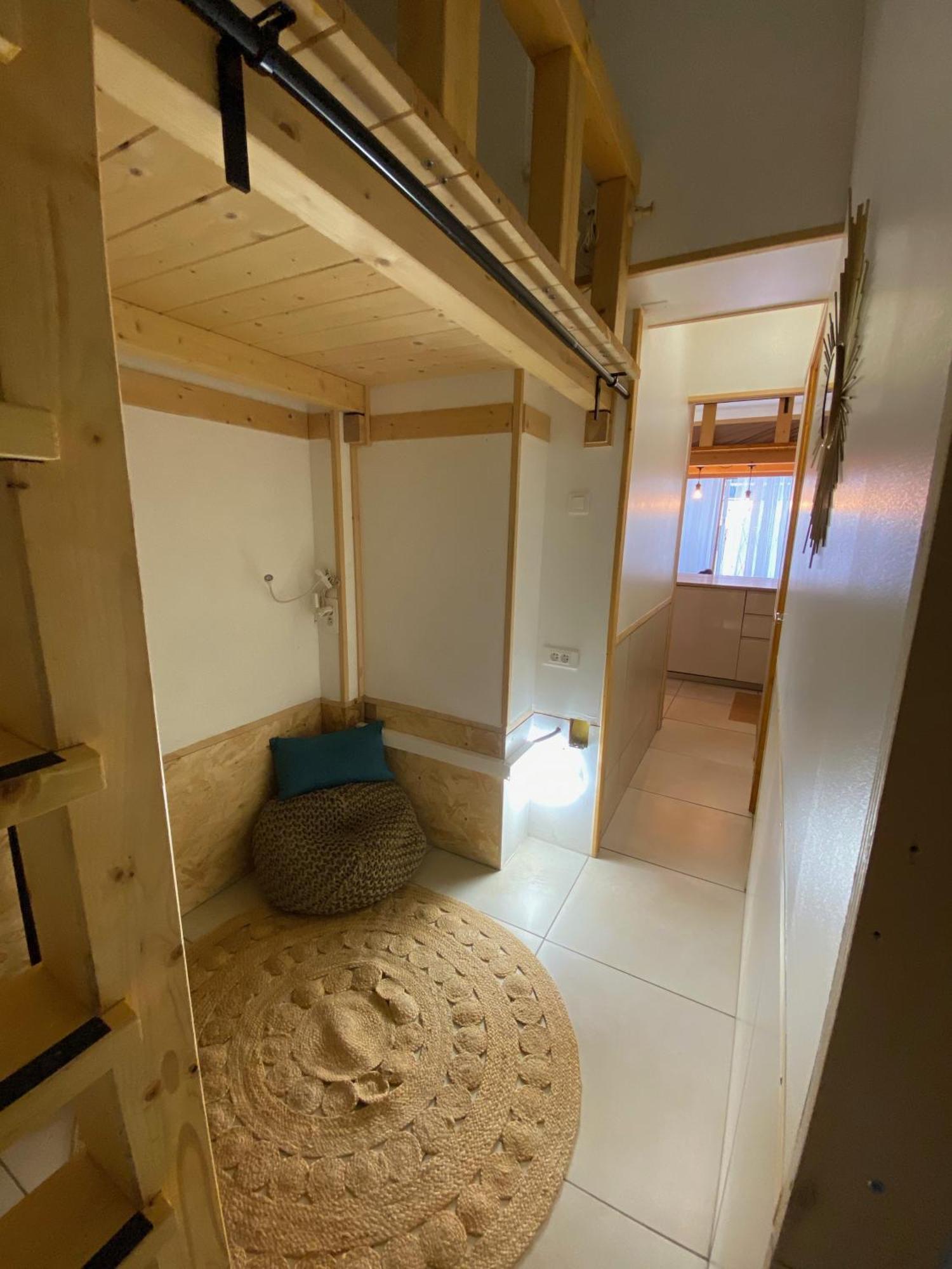 Proche De La Vieille Ville Et Des Plages, Et Parking Gratuit ! 昂蒂布 外观 照片